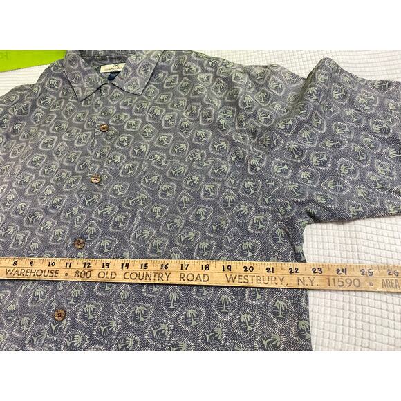 Tommy Bahama Small Palm Tree Pattern Button-Up Shirt – Short Sleeve 100% Silk - Picture 3 of 7